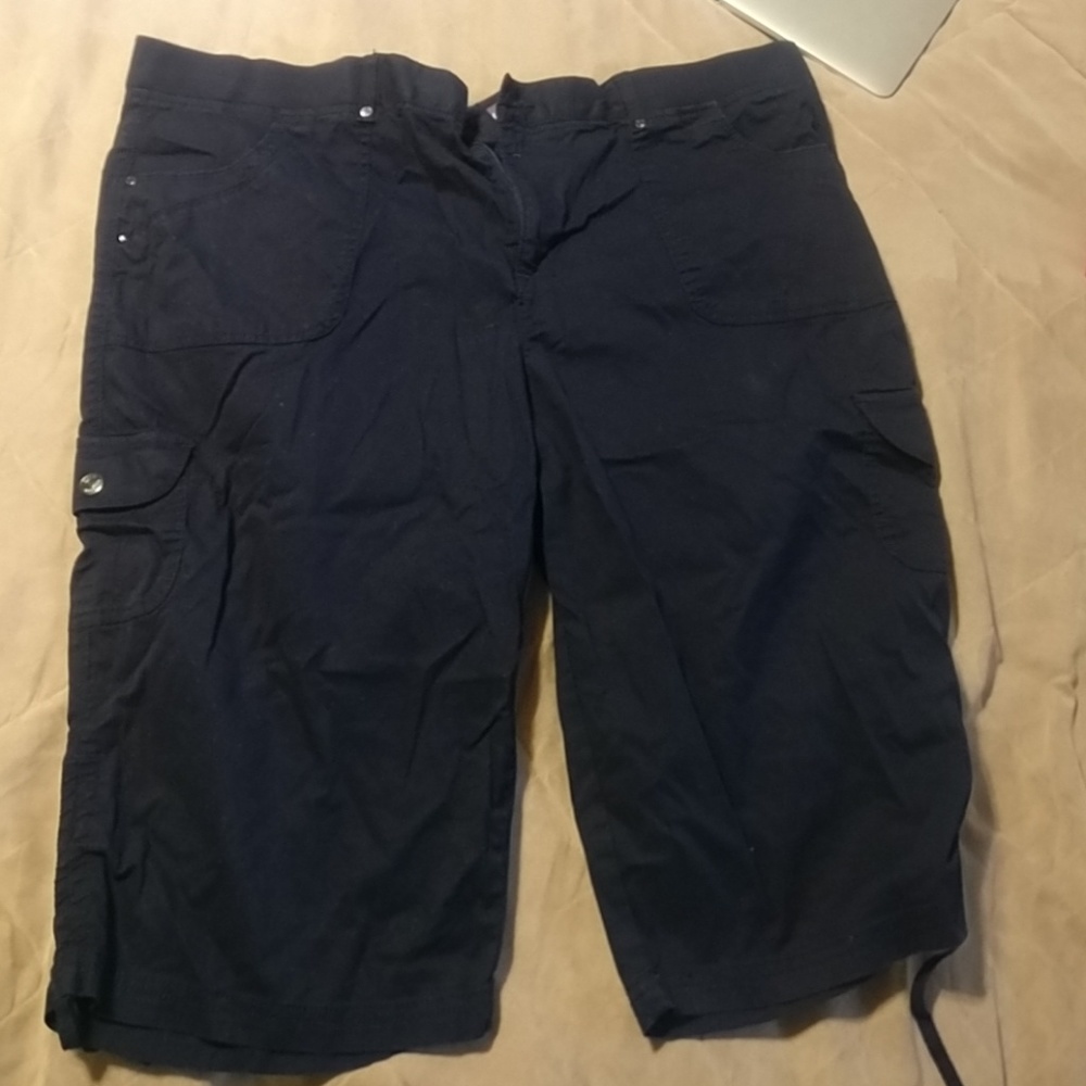 Gloria Vanderbilt Capris